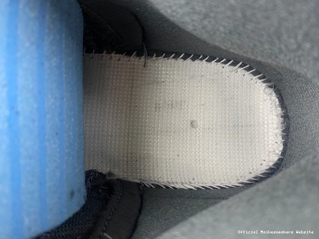 Official Maikesneakers 
